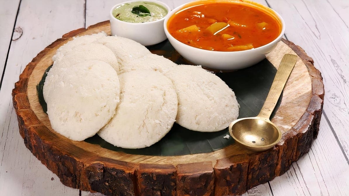 Idli.